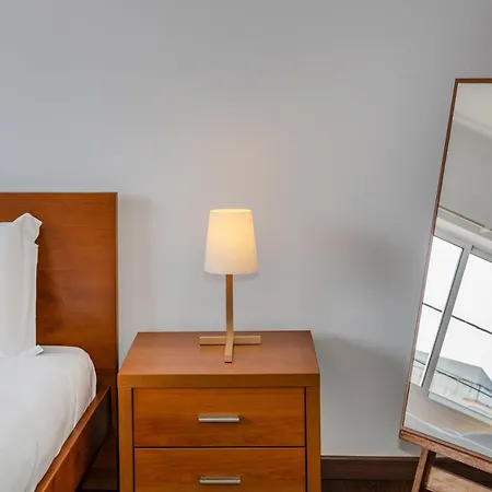 Casa de hóspedes Guestready-charming Funchal Retreat With Terrace