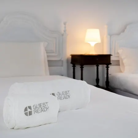 Casa de hóspedes Guestready-charming Funchal Retreat With Terrace Livramento