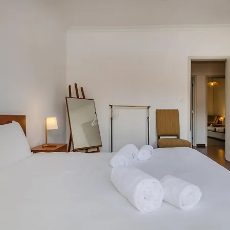 Guestready-charming Funchal Retreat With Terrace بيت ضيافة 4*